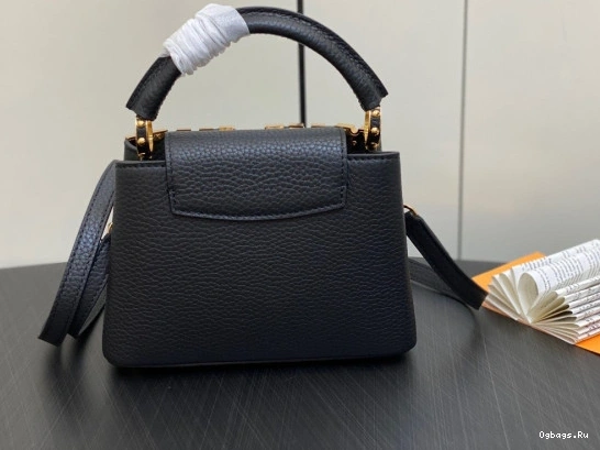 CAPUCINES BB VUITTON LOUIS 0508
